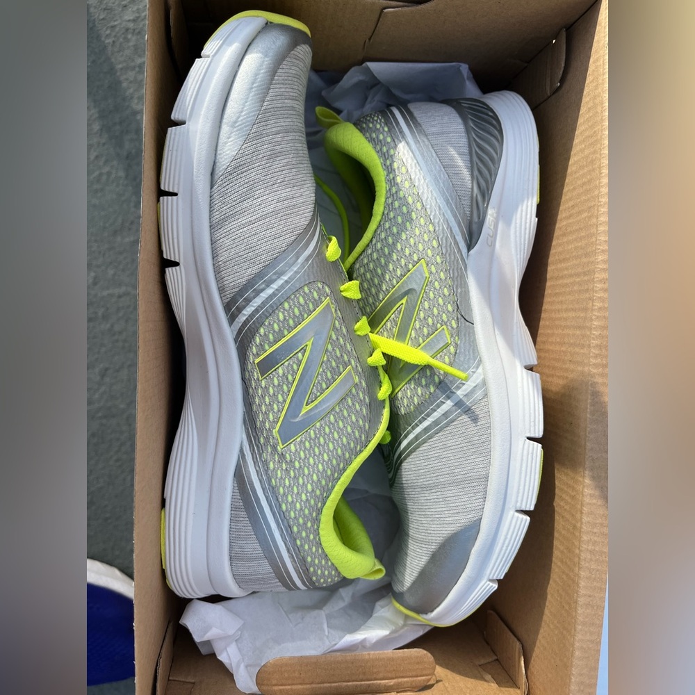 New Balance Cush grey & yellow sneakers - NWT - Picture 4 of 6